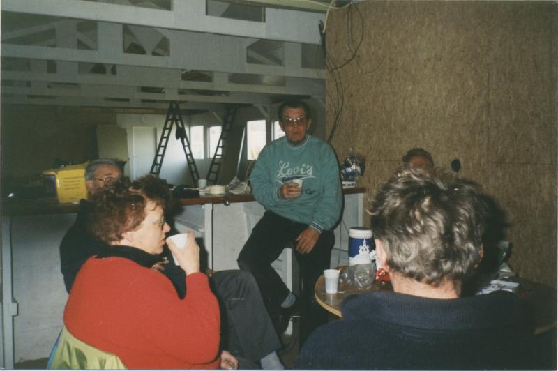 sloop oud onderkomen en herbouw met maarten poulain